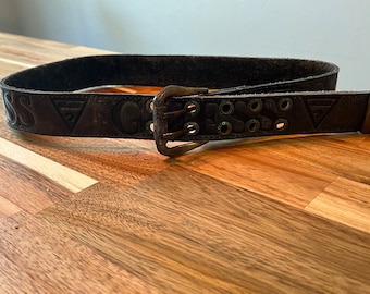 Awesome Vintage GUESS Dark Brown Woven Leather Belt Medium  display picture 3