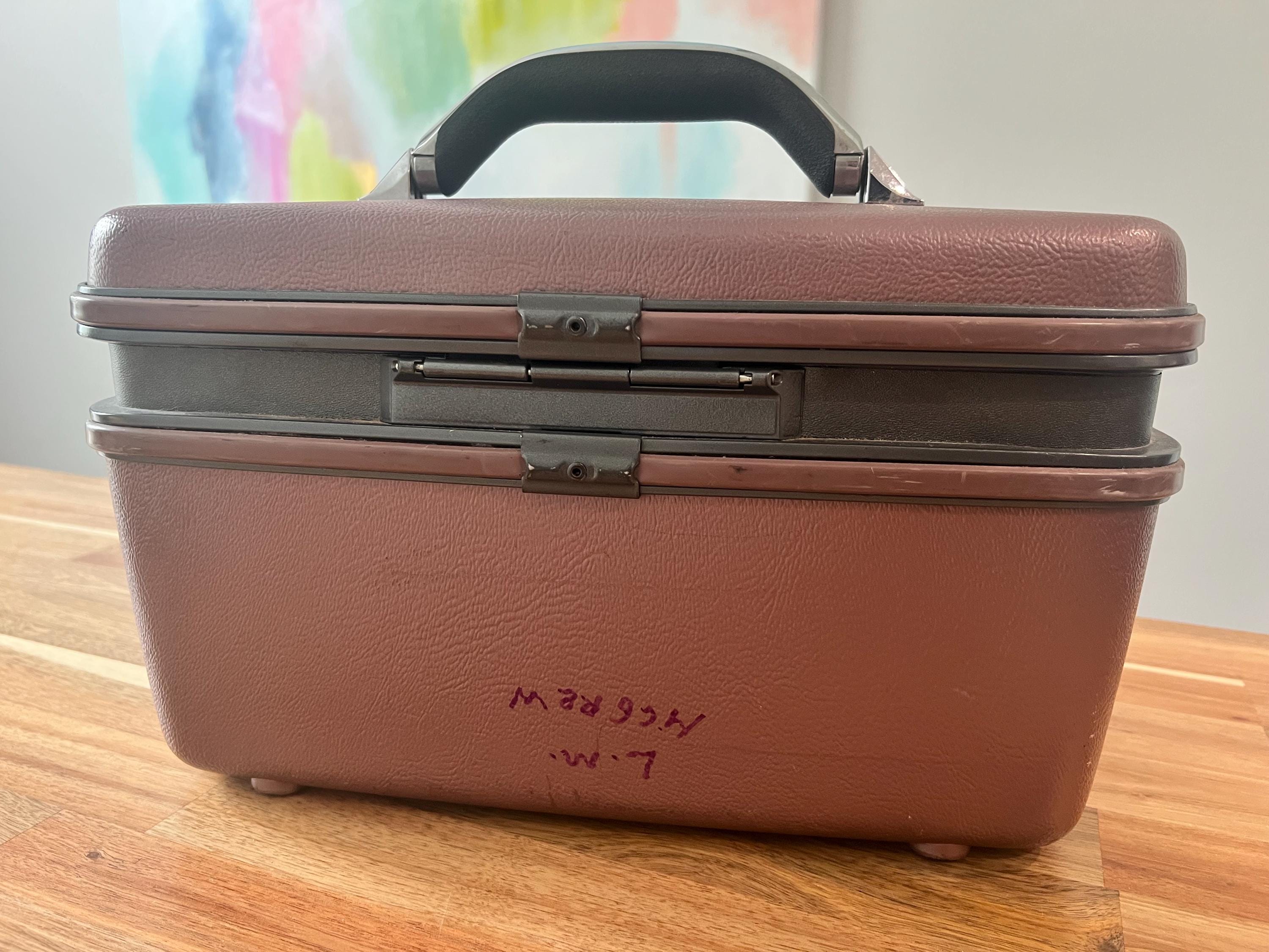 Vintage Samsonite Silhouette Traveler Carry on Makeup Case in