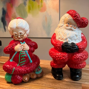 Vintage Ceramic Atlantic Mold Christmas Santa Claus and Mrs. Claus Decoration Hand Painted