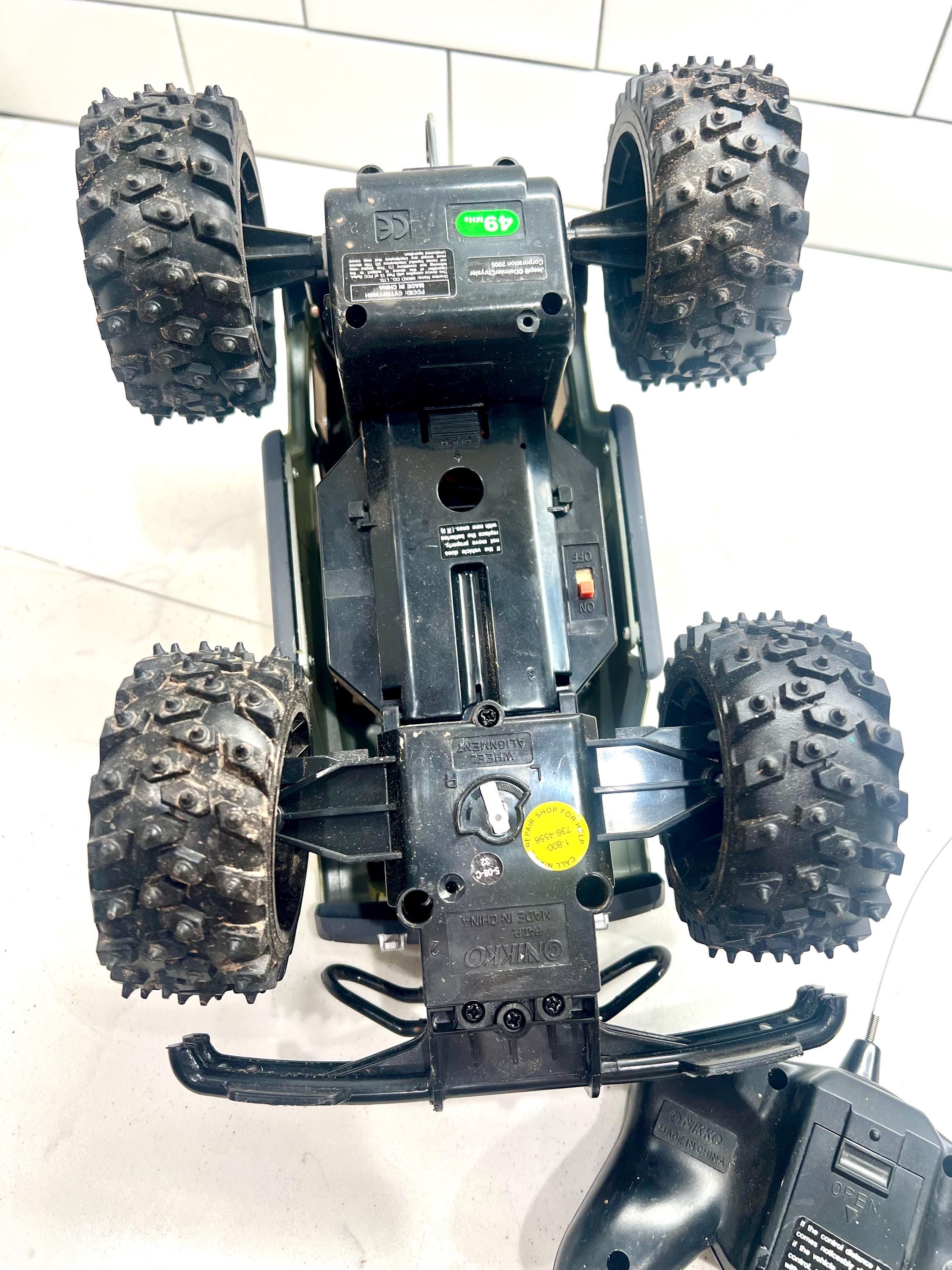 Nikko Radio Control Jeep Rescue off Road Trucking 1:18 Scale Toy