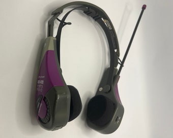 Lenoxx Sound AM/FM Sports Purple 80s Headphone Radio