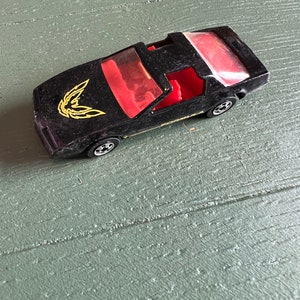Mattel 1982 Hot Wheels Pontiac Black Firebird Formula T-Top Die Cast Collectible Toy Car