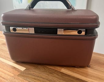 Vintage Samsonite Silhouette Traveler Carry On Makeup Case in Mauve Brown | Hard Train Case
