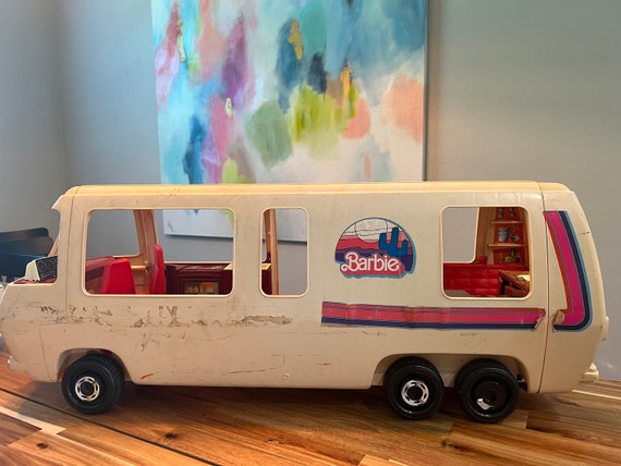 Barbie camper 1980s hotsell