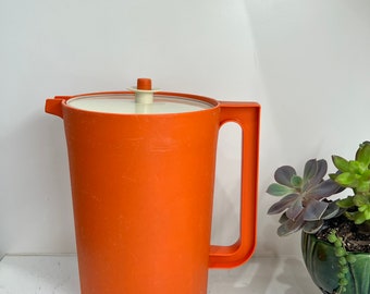 Tupperware Orange Vintage Pitcher with Lid #1416 | 1 Gallon Retro Pitcher