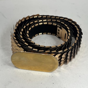 Gold Vintage 1980s Stretch Belt