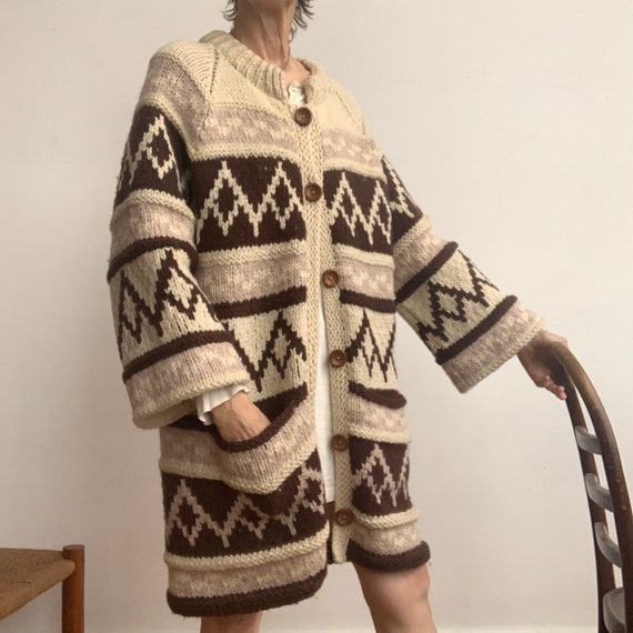 Vintage Wool Fully Lined Cowichan Cardigan Sweater - image 9