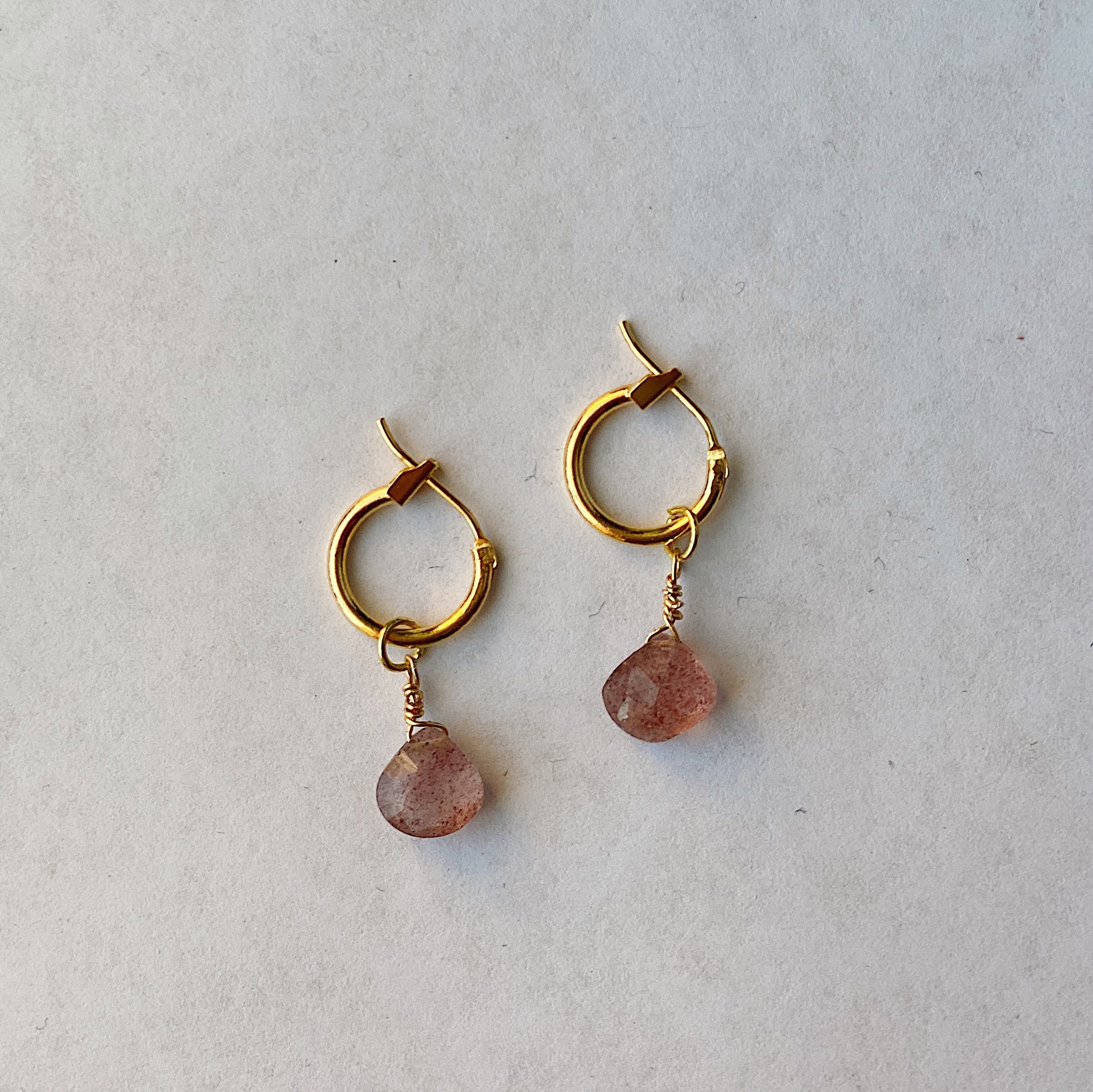 Strawberry Quartz Huggie Hoops Strawberry Quartz Earrings Etsy