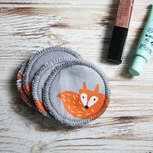 Reusable face scrubbies / Cotton makeup remover round pads / Soft washable facial wipes