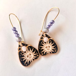 Boucles d&#39;oreilles Ouija Board : bijoux gothiques wicca avec perles violettes
