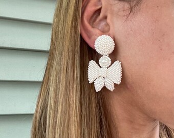 White Pearls Bow Tie Seed Beads Push Back Earrings Large Beaded Ribbon Earrings Bow Knot Earring Elegant Bow Statement Drop Earrings