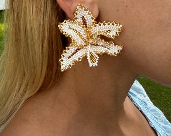 White Bronze Beaded Flower Clip On Earrings Oversized Floral Bridal Earrings White And Gold Bold Fairy Earrings For Summer Boho Wedding