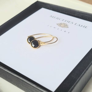 Boucles d'oreilles pendantes en cristal noir de jais rempli d'or ~ dans une boîte cadeau