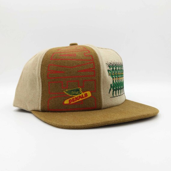 Vintage DEKALB Corn Snapback Trucker 