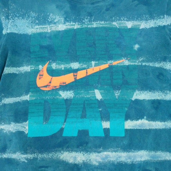 every damn day nike
