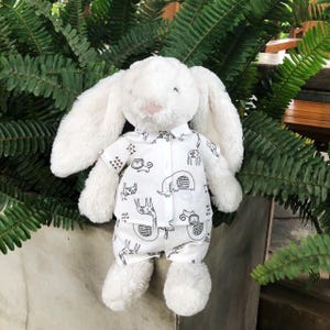 Animal print shirt outfit, handmade outfit for jellycat bunnies, Jellycat doll clothes, Outfits for bunny doll