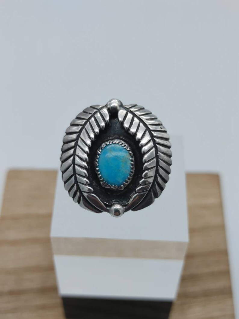 R79 Old vintage Native American turquoise and sterling silver hallmarked ring size 9 12