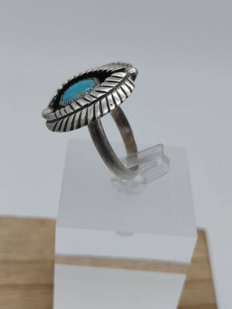 R79 Old vintage Native American turquoise and sterling silver hallmarked ring size 9 12