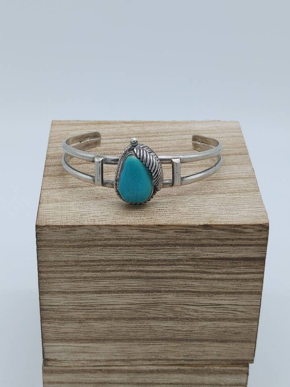 Heavy Sterling silver and turquoise cuff bracelet… - image 4