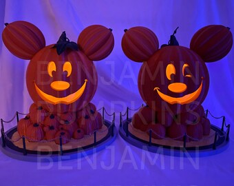 Mouster Pumpkin Head (Lights Up!) Complete Set (includes Pumpkin Base and Fenced Base)