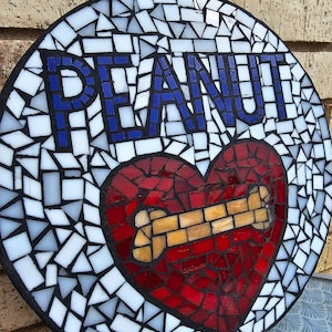 Round Pet Name Dog Cat Mosaic Garden Memorial Stone