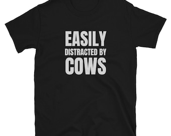Leicht Abgelenkt Durch Kühe T-Shirt - Bauernhof Liebhaber Geschenk