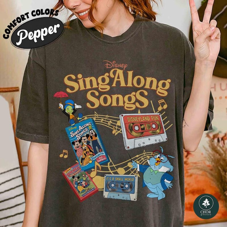 Retro Disneyland Sing-Along Songs Shirt, Retro 90s Disneyworld VHS Tape Tee, Funny Nostalgia Graphic Top, Classic Disneyland Music Fan Gift zdjęcie 1