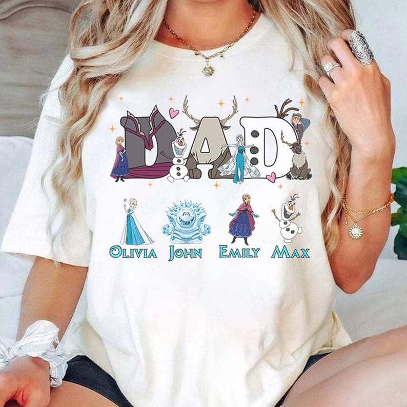 Custom Dad Mom Frozen Mother Day T-shirt, Elsa and Anna Family Tee, Princess Mom Dad Gift, Castle Birthday Girl T-Shirt, Olaf Birthday Shirt zdjęcie 3