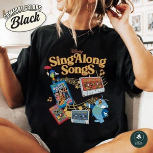 Retro Disneyland Sing-Along Songs Shirt, Retro 90s Disneyworld VHS Tape Tee, Funny Nostalgia Graphic Top, Classic Disneyland Music Fan Gift zdjęcie 2
