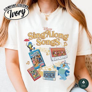 Retro Disneyland Sing-Along Songs Shirt, Retro 90s Disneyworld VHS Tape Tee, Funny Nostalgia Graphic Top, Classic Disneyland Music Fan Gift zdjęcie 4