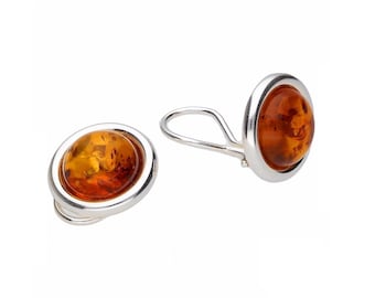 Brincos de pressão em prata e âmbar do Báltico