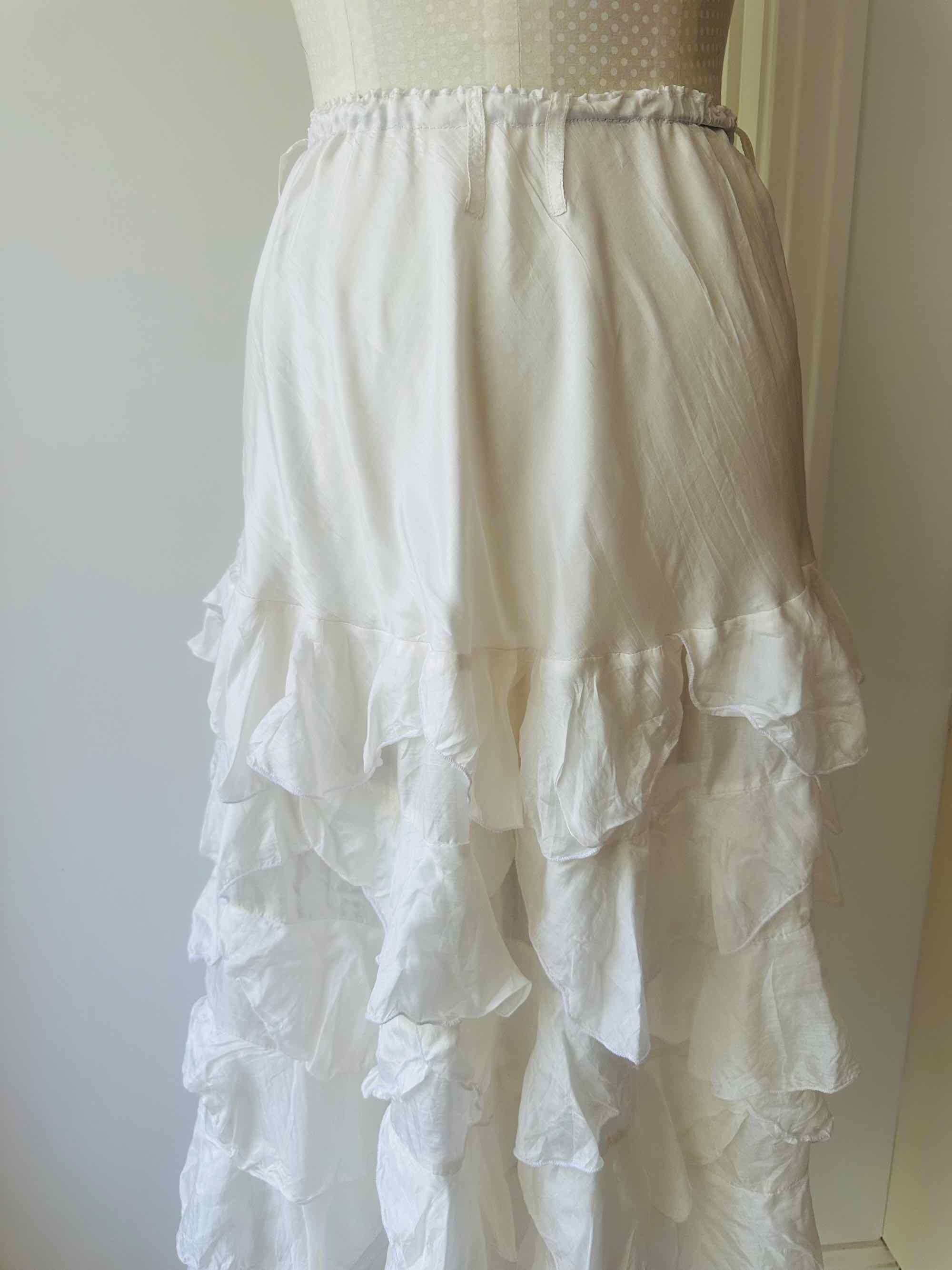 Jupe romaine taille 22 crème/ivoire gaufrée longueur midi