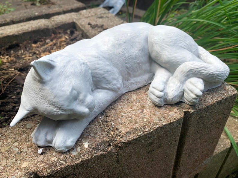 sleeping cat stone