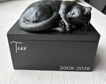 Customizable Sleeping Cat Shaped Ceramic Pet Urn