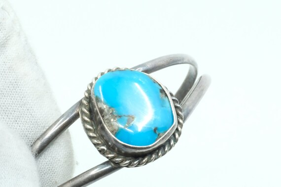 Sterling Silver Turquoise Vintage Navajo Cuff Bra… - image 8