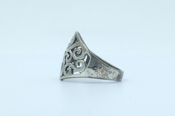 Sterling Silver Filigree Ring View 2