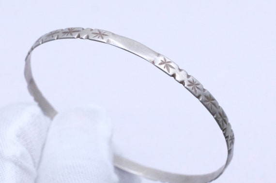 Silver Etched Moroccan Bangle - image 8