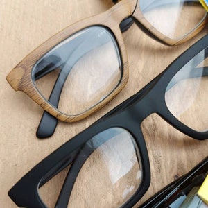 New Reading Glasses Matt Black and Brown wood Look. Rectangular