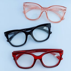 New collection 2022! Cat eye reading glasses, shiny black, red and soft pink frame. +1.00 +1.50 +2.00 +2.50 +3.00 +3.50