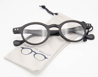 Matte black reading glasses +1.00 +1.50 +2.00 +2.50 +3.00 +3.50. Glasses with round lenses.