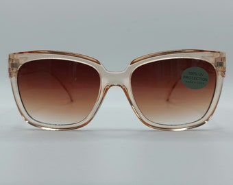 New! Sunglasses from the Danish brand Have A Look, champagne color, sunglasses, gafas de sol, lunettes de soleil, fashionable, moda, style