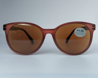 Nieuw! Zonnebril op leessterkte  van het Deense merk Have A Look, bio-plastic, aubergine red/brown reading sunglasses, eyewear, gafas de sol