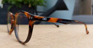 OhO Sunshine Occhiali Da Sole Con Lenti Fotocromatiche E Filtro Luce Blu - Montatura Marrone + Lenti Nere - Stile Casual
