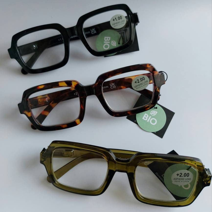 丈夫な長方形の黒の老眼鏡が新登場！新コレクション！スタイリッシュな 