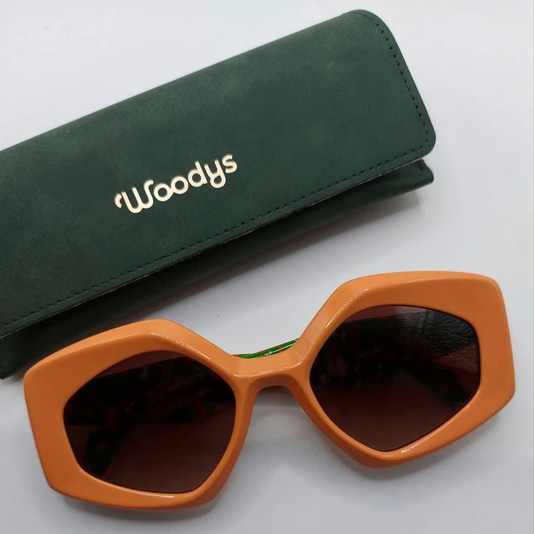 QUAY // ltd ed vinyl cateye sunglasses yellow frames smoke lenses Quay cat eye sunglasses in yellow and smoke | ASOS main image 4