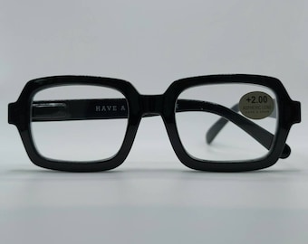 黒い長方形フレーム 老眼鏡 丈夫な長方形の黒の老眼鏡が新登場！新コレクション！スタイリッシュな
