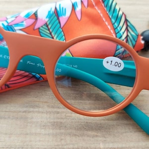 Reading glasses | Nice round reading glasses, orange front part, blue / green flex springs. +1.00 +1.50 +2.00 +2.50 +3.00 Modern, Trendy