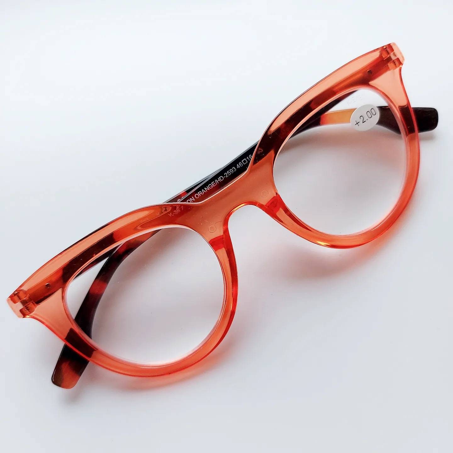 新登場！フランスのブランドK-Eyesのオレンジ色のキャットアイ老眼鏡