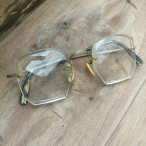 英国アンティーク　イギリス　J. Lizars 眼鏡ケース 　ヴィンテージ GIG LAMPS 1950s-1960s MADE IN ENGLAND GRAIN TEXTURED