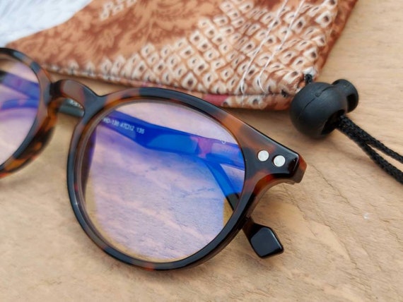 bedriegen Kritiek Begroeten Blue Light Glasses Bril met of zonder sterkte met computer - Etsy Nederland bedriegen Kritiek Begroeten Blue Light Glasses Bril met of zonder sterkte met computer - Etsy Nederland